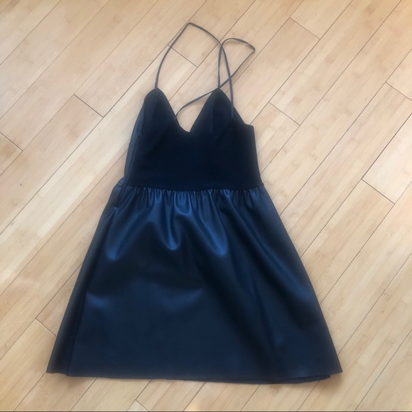 Zara Faux Leather V neck Dress Size S - Picture 2 of 7